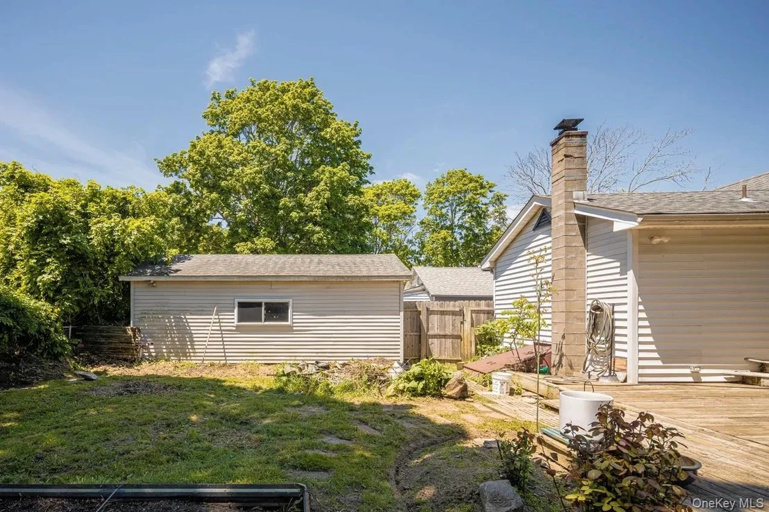 Photo of 278 W Elm Road