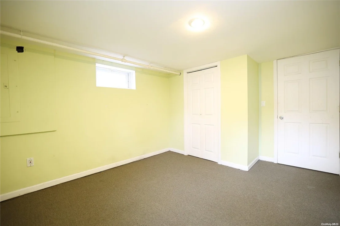 Photo of 75 Underhill Road