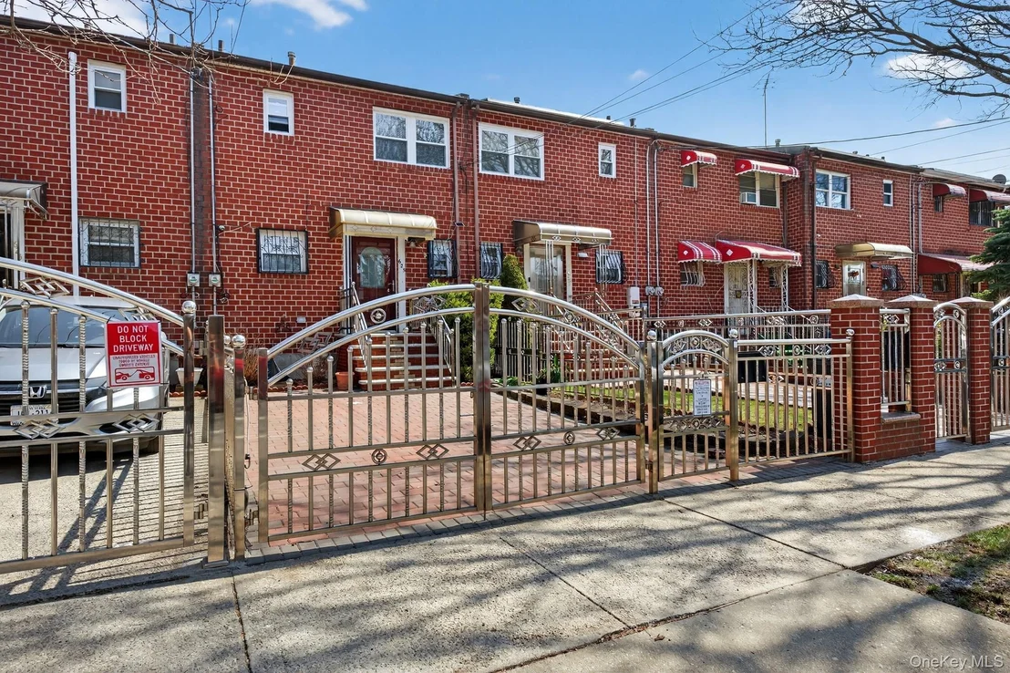 Photo of 625 Sackman Street