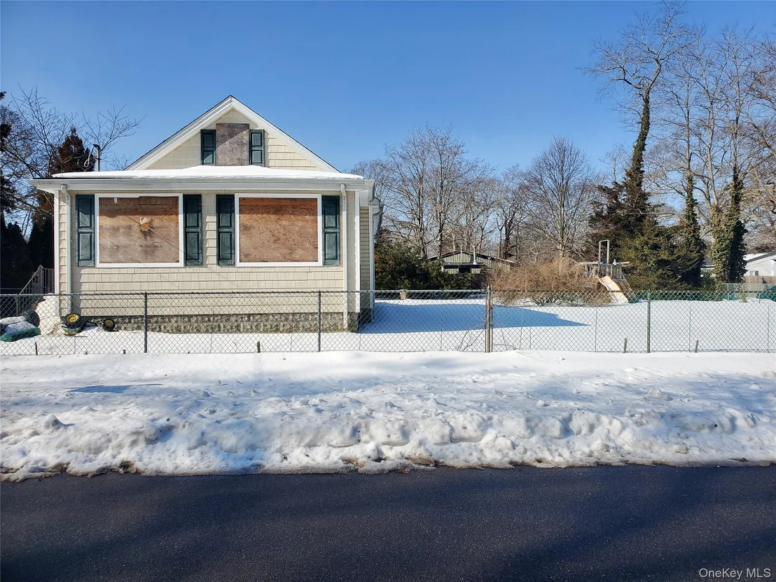 Photo of 30 Franklin Avenue