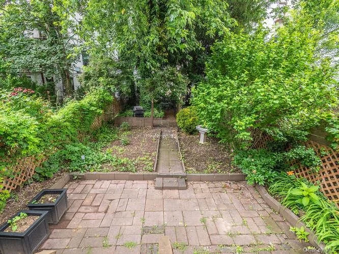 Photo of 17 Clarkson Avenue
