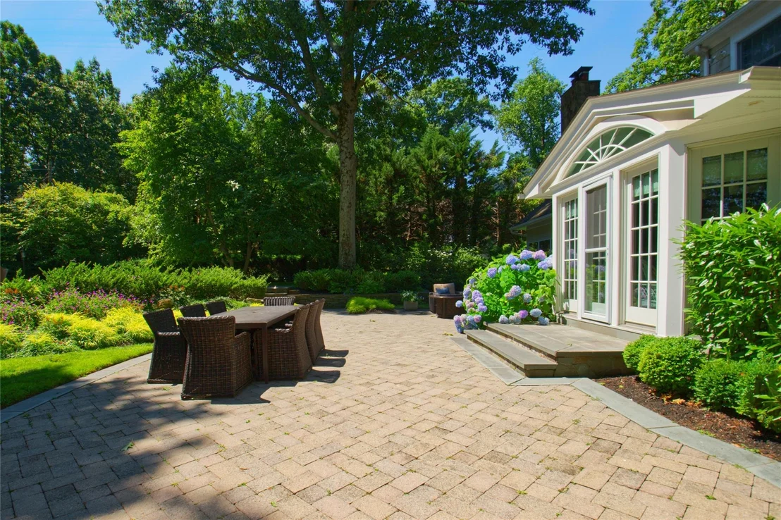 Photo of 75 Chestnut Drive