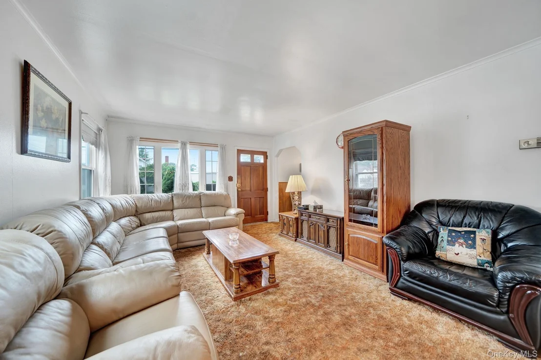 Photo of 6 Lippold Street