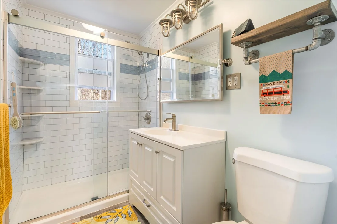 Photo of Unit B at 23 Avon Circle