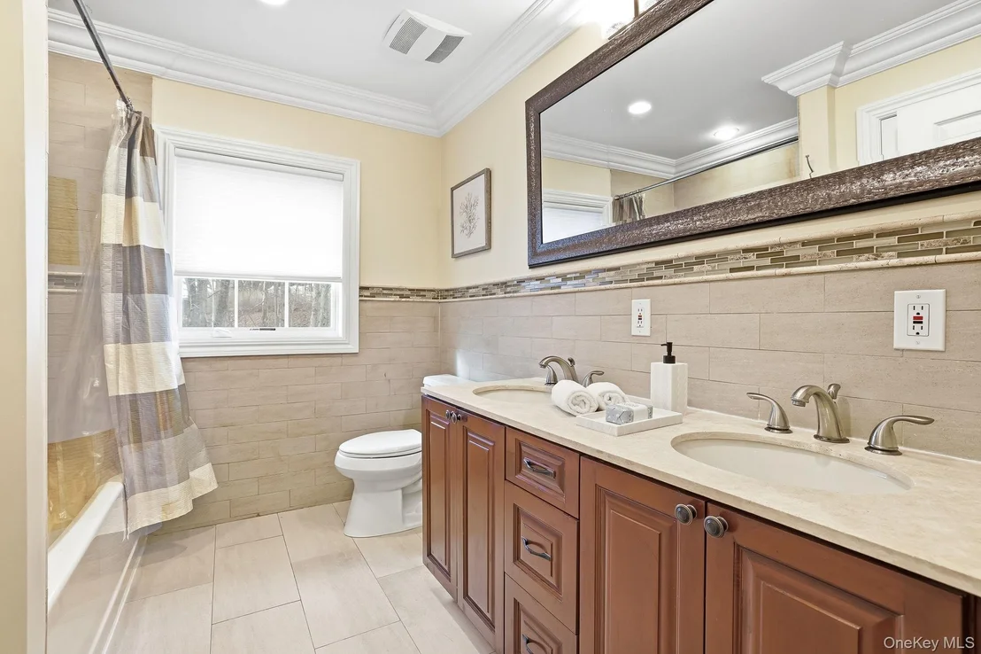 Photo of 16 Hall Road