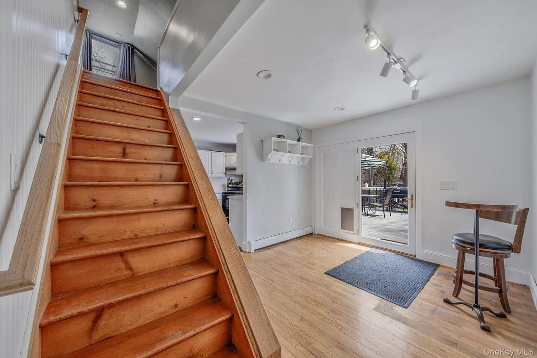 Photo of 30 Erving Avenue