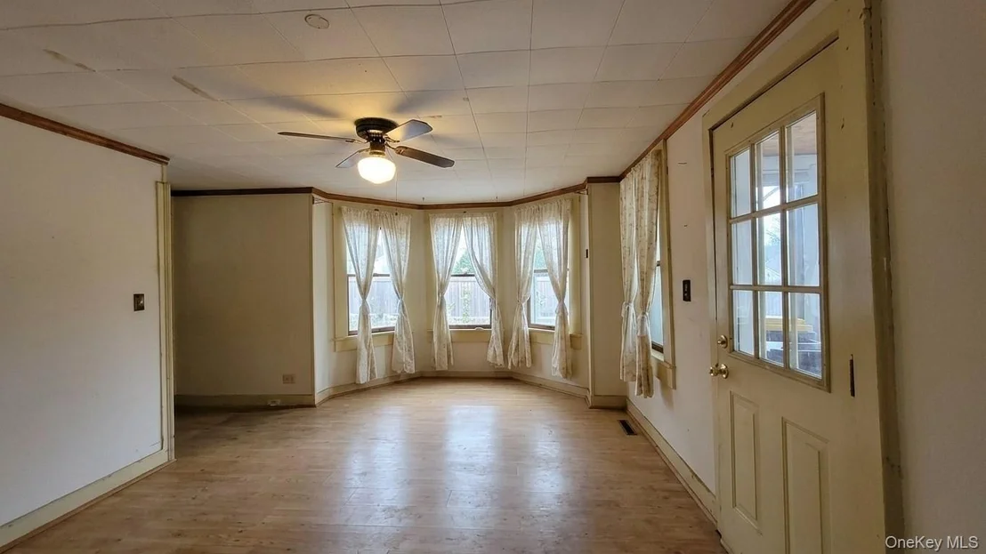 Photo of 8 Wisner Trail