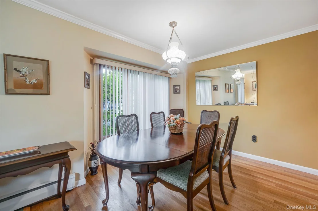 Photo of 190 Lake Drive