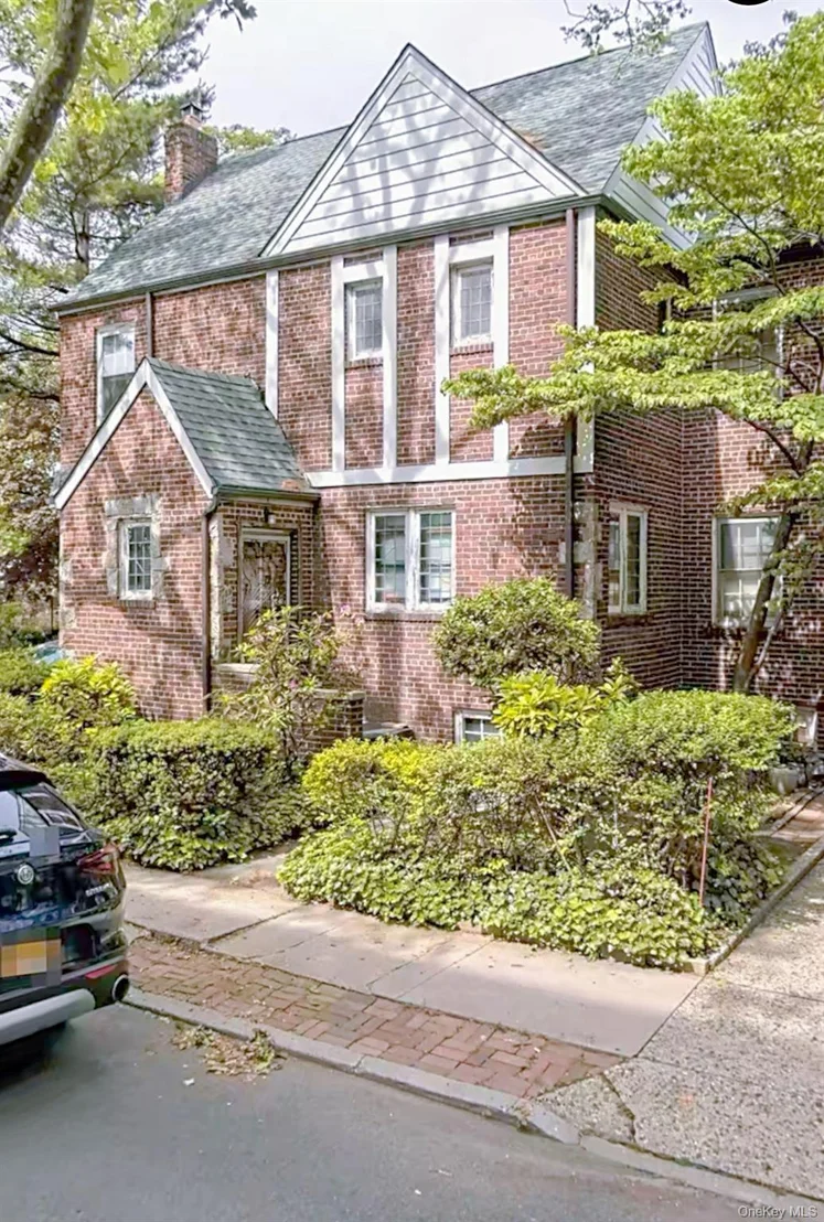 Photo of 36-40 167th Street