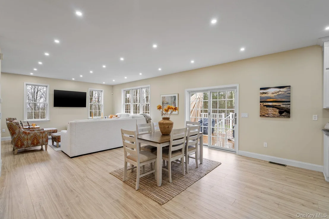 Photo of 159 Rombout Road