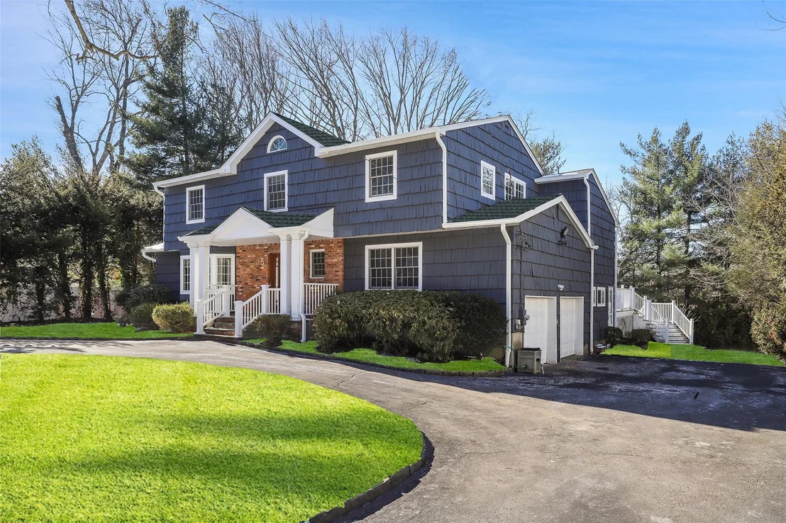 Photo of 5 Country Ridge Circle