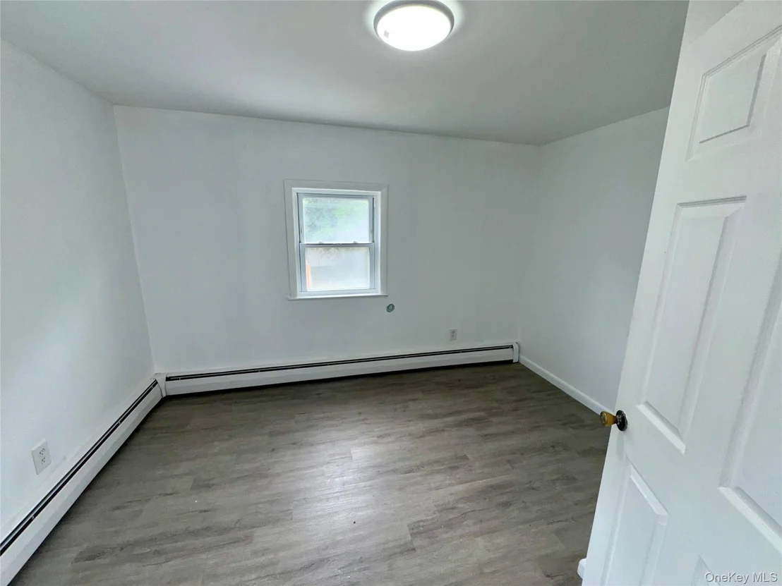 Photo of 431 Violet Avenue