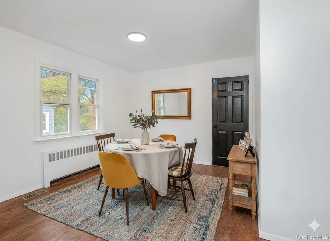Photo of 25 Linn ( aka 183 Putnam Avenue) Place