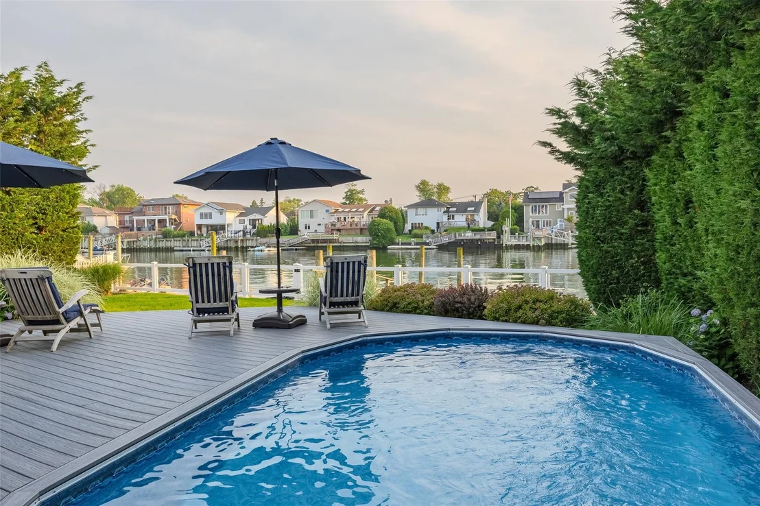 Photo of 2904 Harbor Road