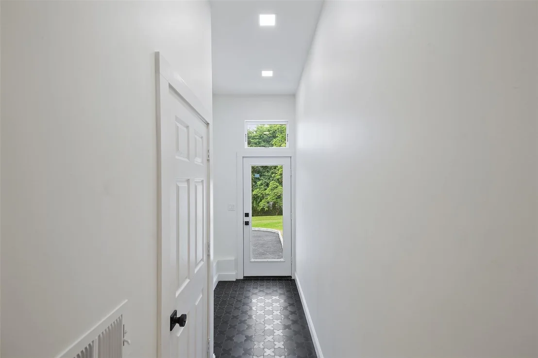 Photo of 2 Crawford Road