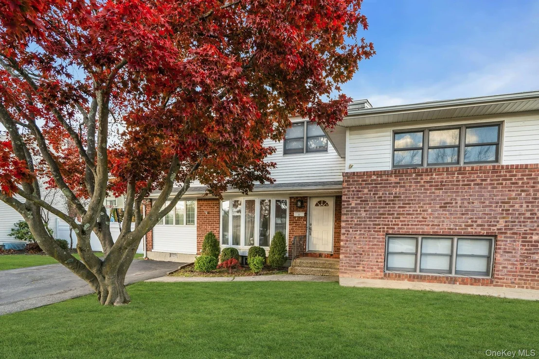 Photo of 22 Schuyler Drive