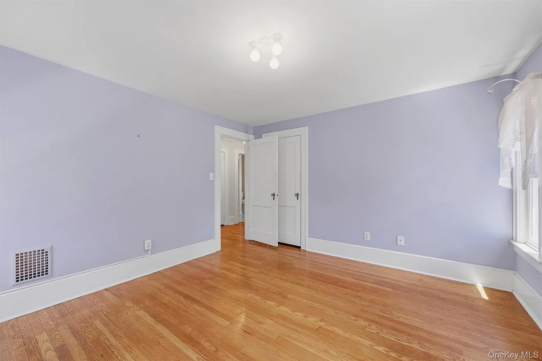 Photo of 14 Spoor Avenue