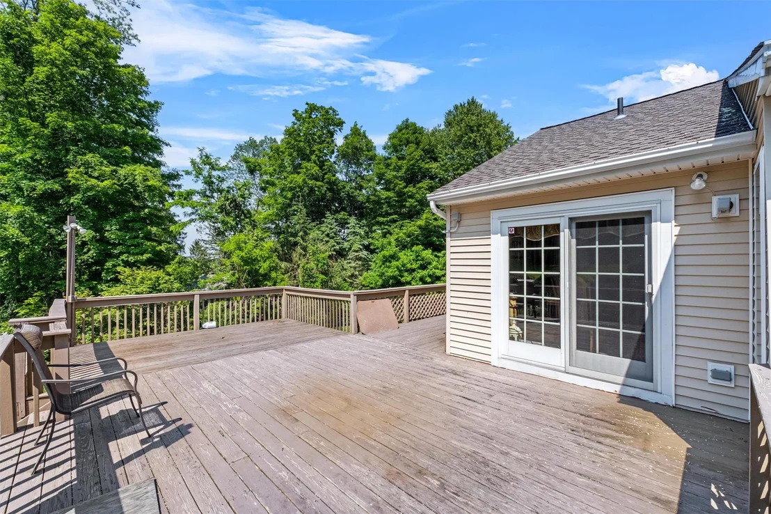 Photo of 10 BlueJay Place