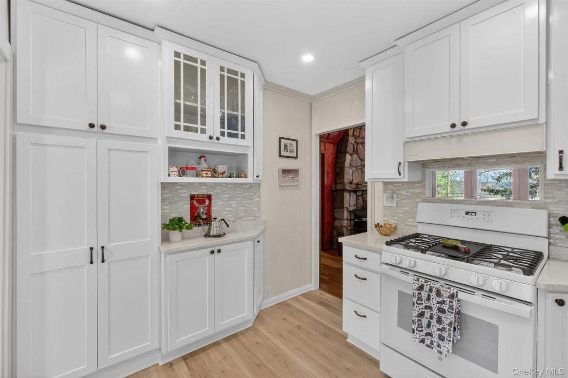 Photo of 115 Tanglewylde Road
