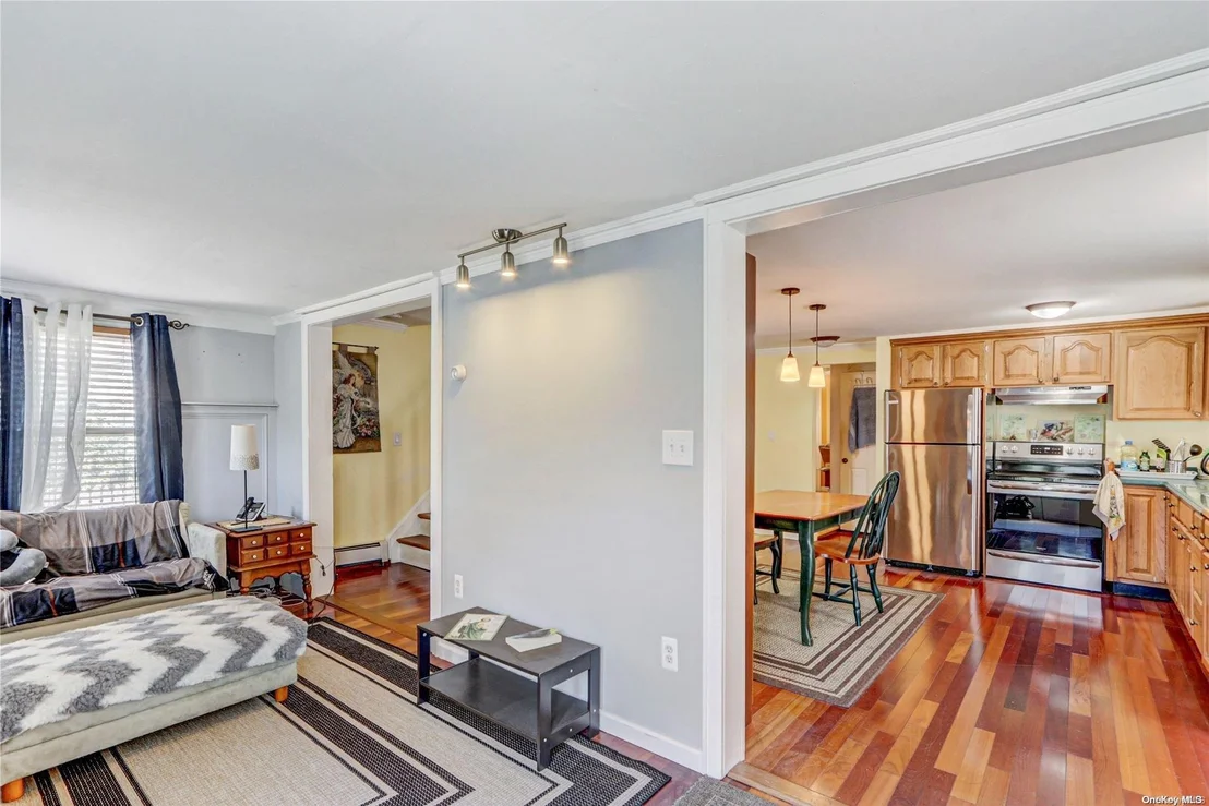 Photo of 103 Lynbrook Drive