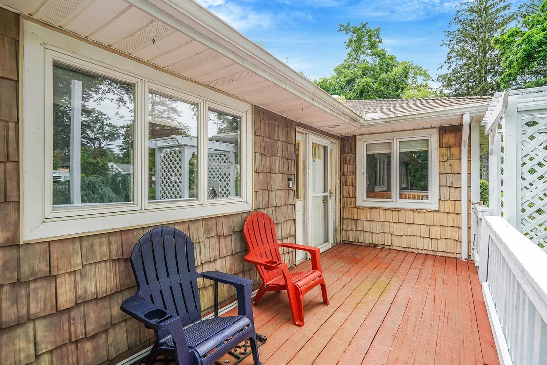 Photo of 2 Clearbrook Drive