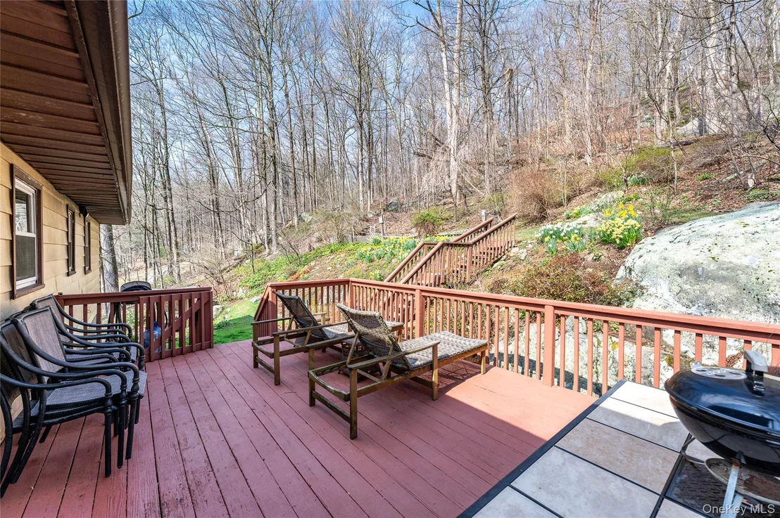 Photo of 479 Sprout Brook Road