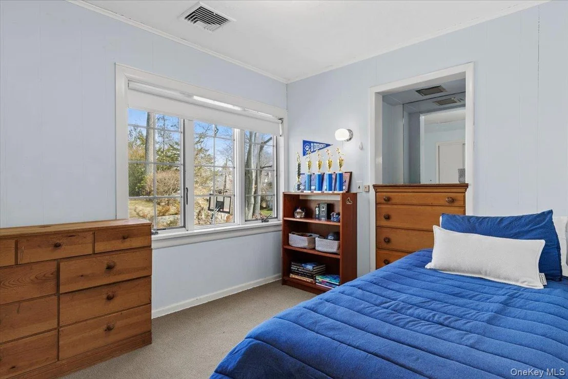 Photo of 6 Walbrooke Circle