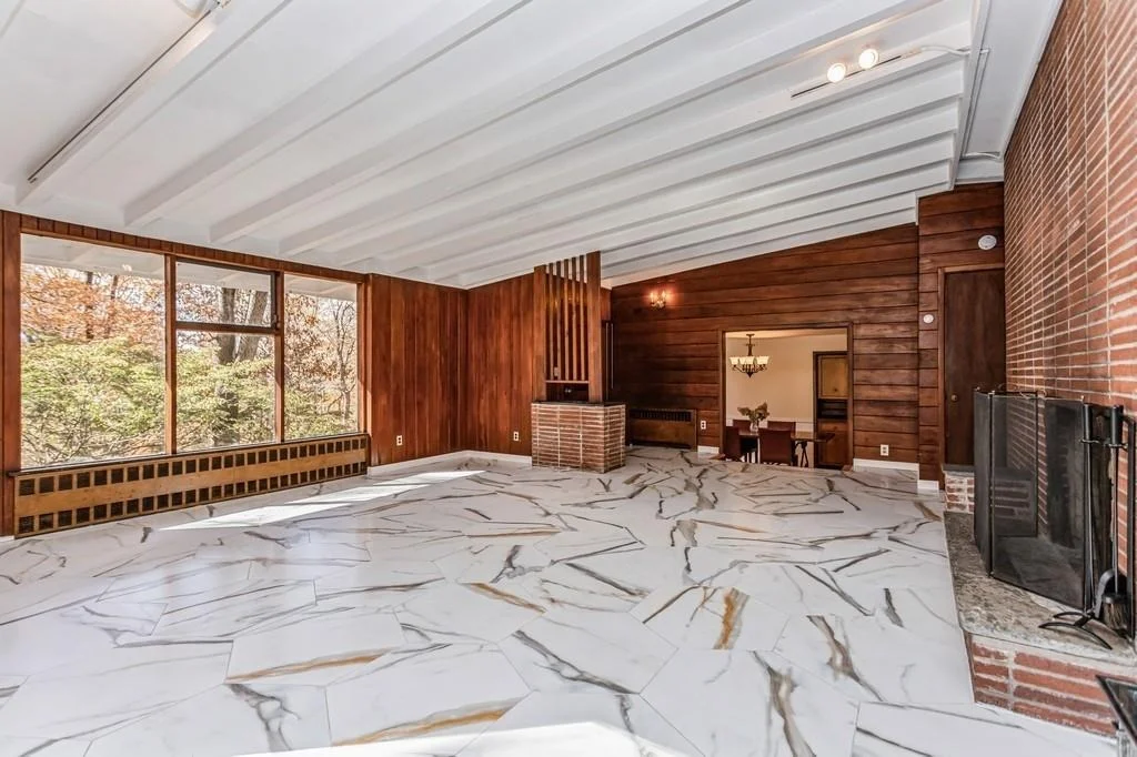 Photo of 595 Quaker Road