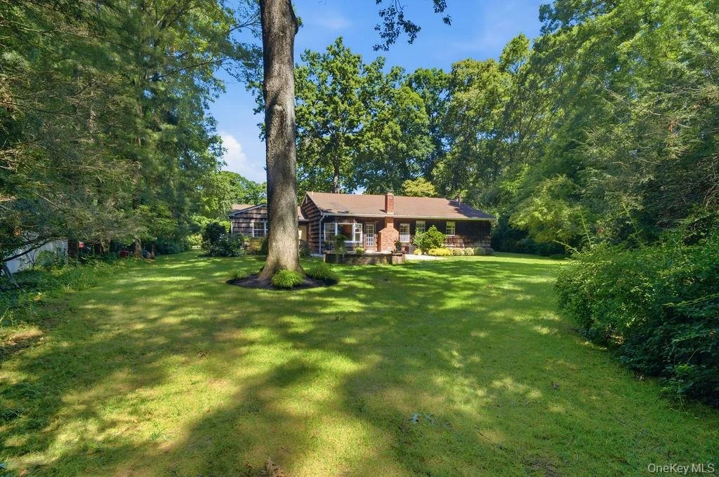 Photo of 20 Oak Tree Drive