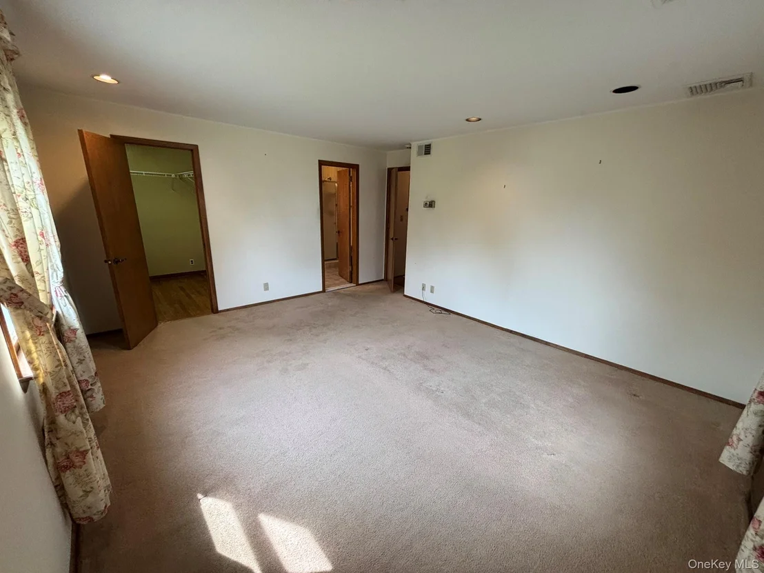 Photo of 166 Evans Street