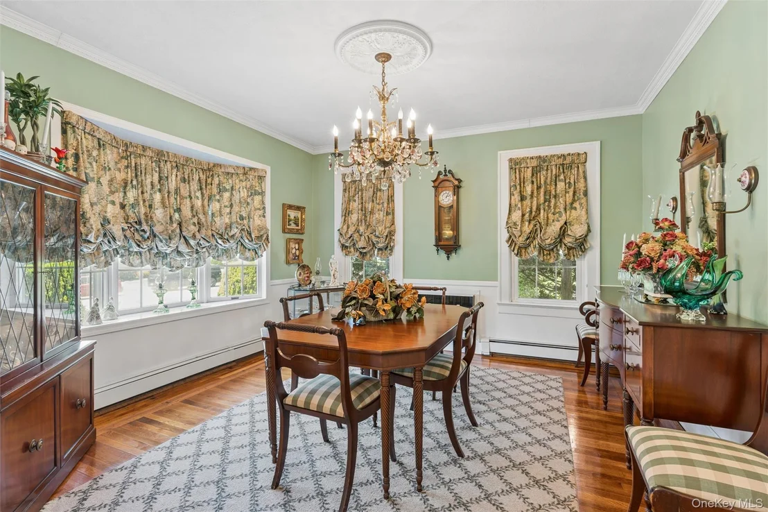 Photo of 43 Beverly Road