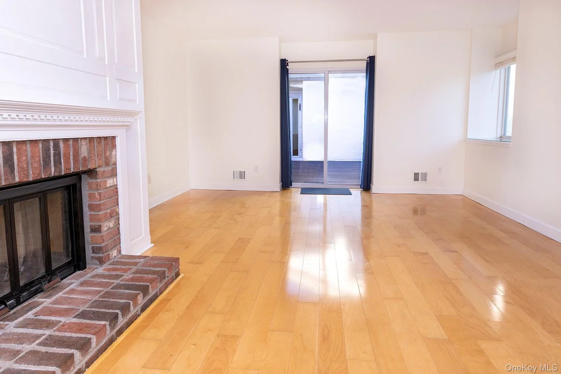 Photo of 54 Bennett Common