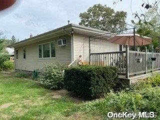 Photo of 8 Maple Avenue