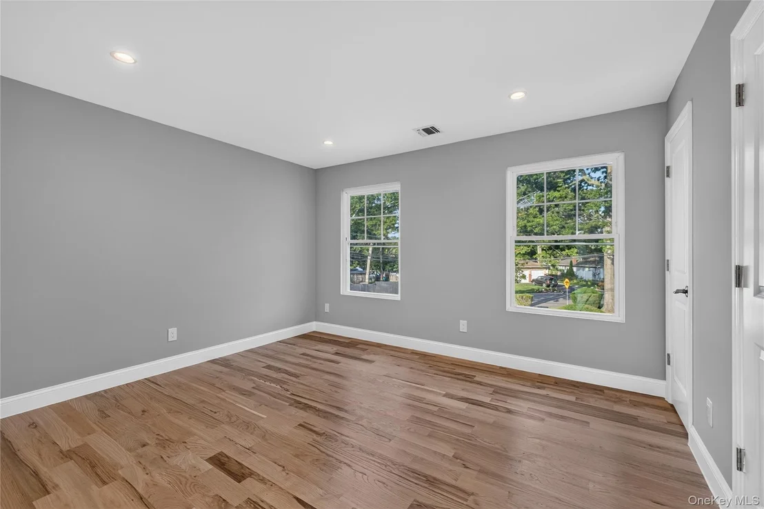 Photo of 9 Oswego Place