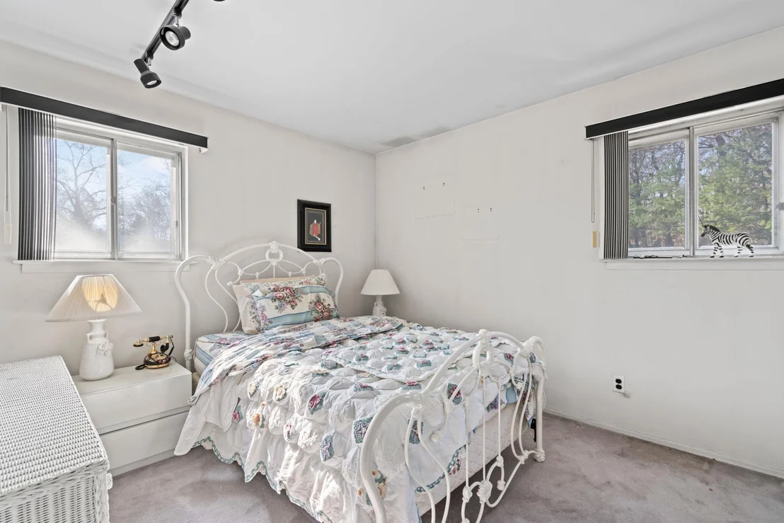 Photo of 28 Sycamore Lane