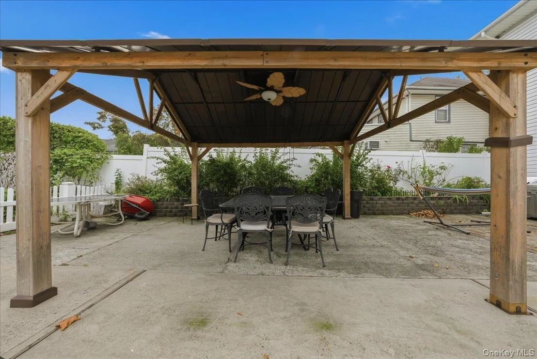 Photo of 32 Franklin Avenue