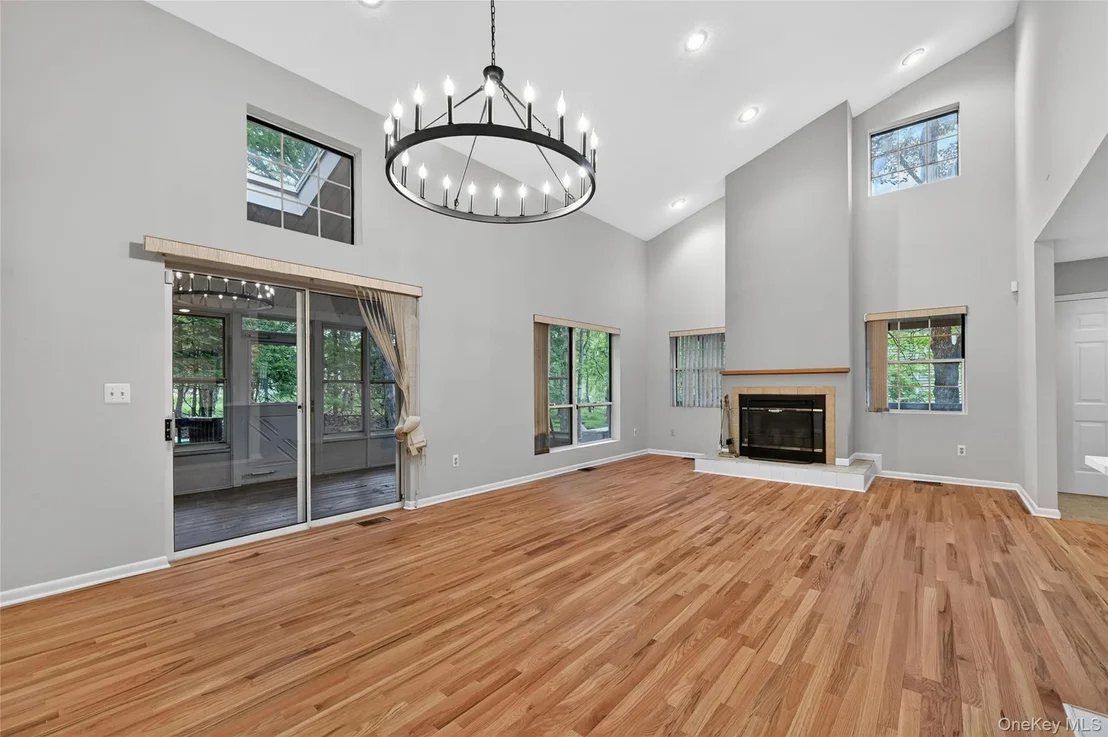 Photo of 6 Summit Place