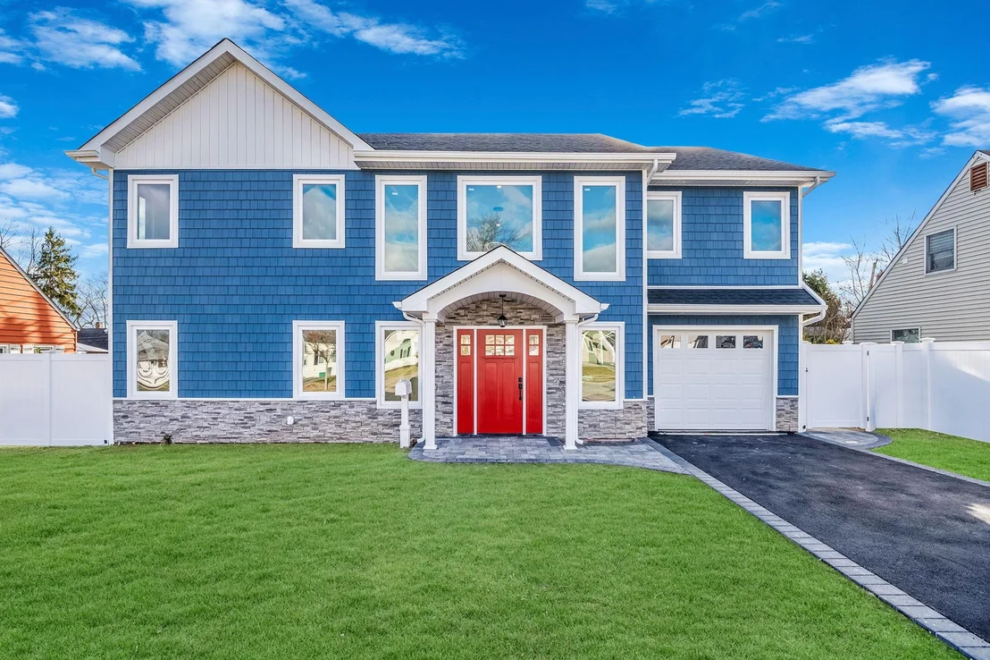 Photo of 72 Crescent Lane