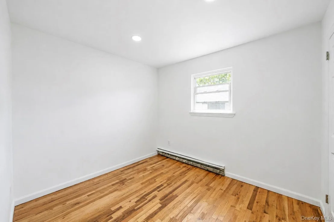 Photo of 334 Robbins Street