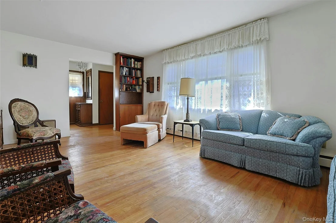 Photo of 150 Windermere Drive