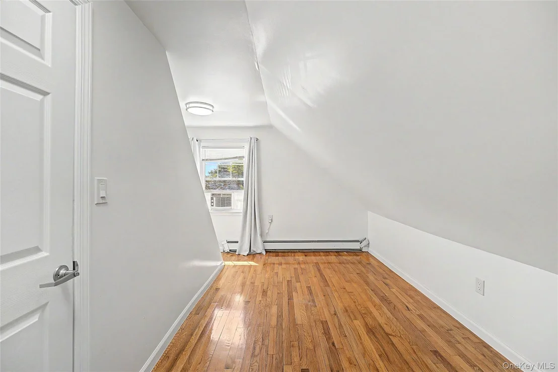 Photo of 545 7th Avenue