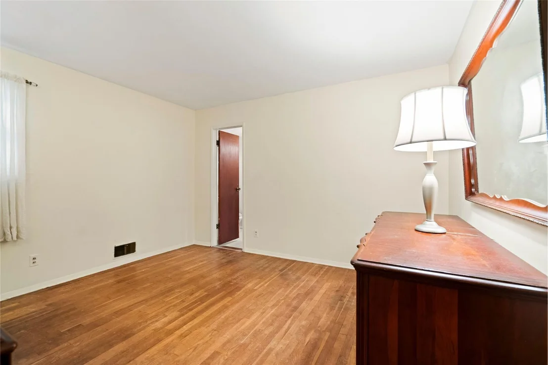 Photo of 18 Robin Drive