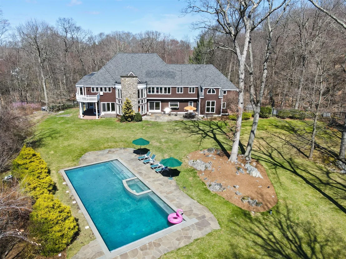 Photo of 26 Hemlock Hills