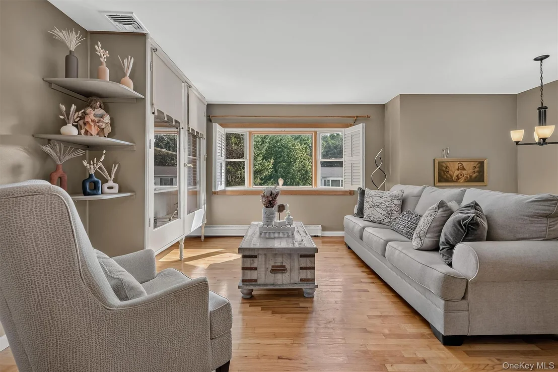 Photo of 10 Pine Drive