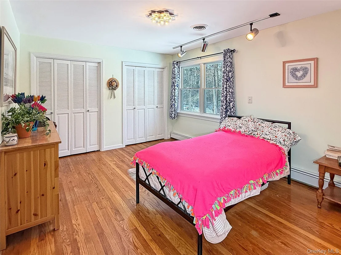 Photo of 31 Pleasant Ridge Drive