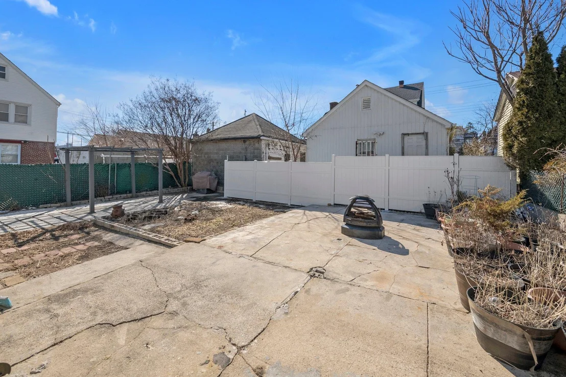 Photo of 2809 Wickham Avenue