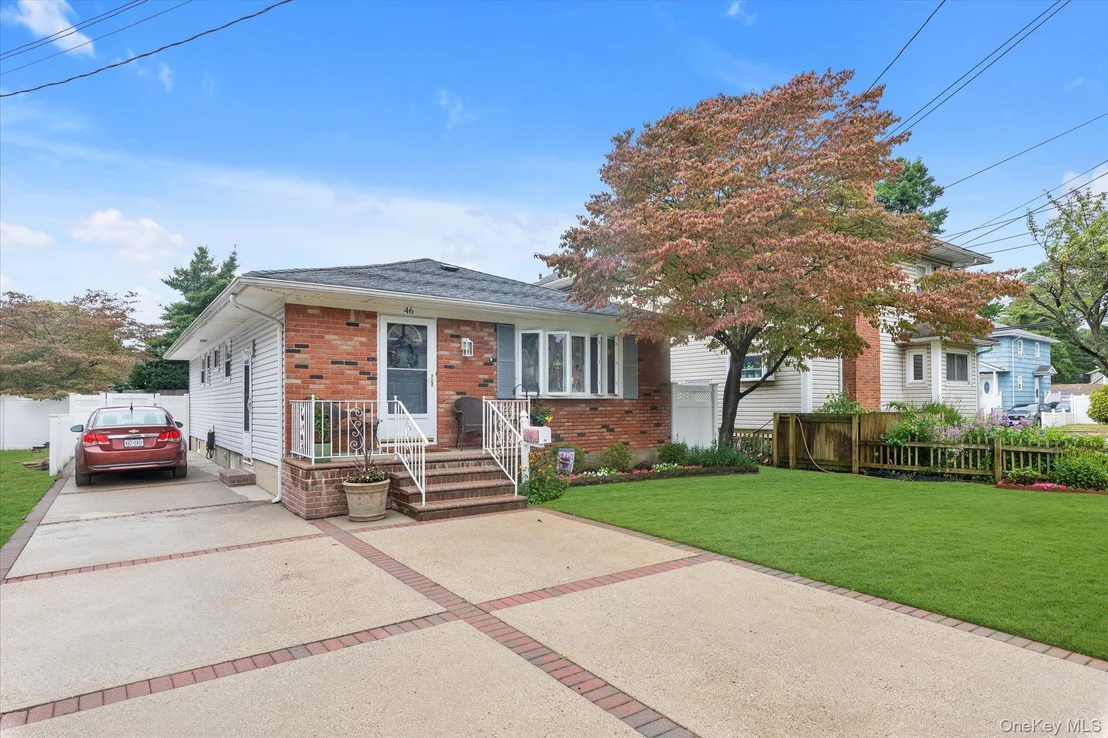 Photo of 46 Forest Avenue