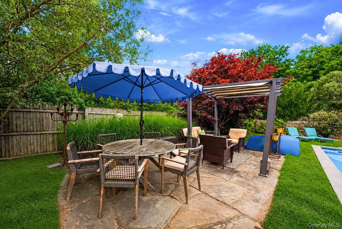Photo of 312 Riverside Drive