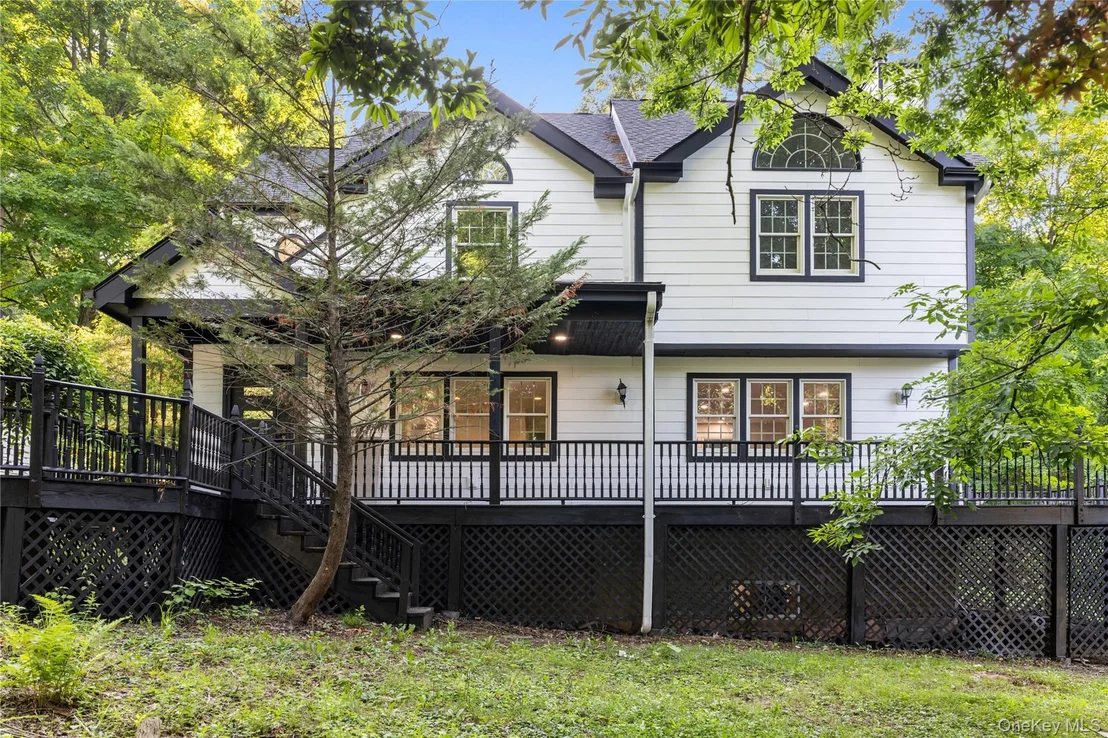 Photo of 17 Ridge Way