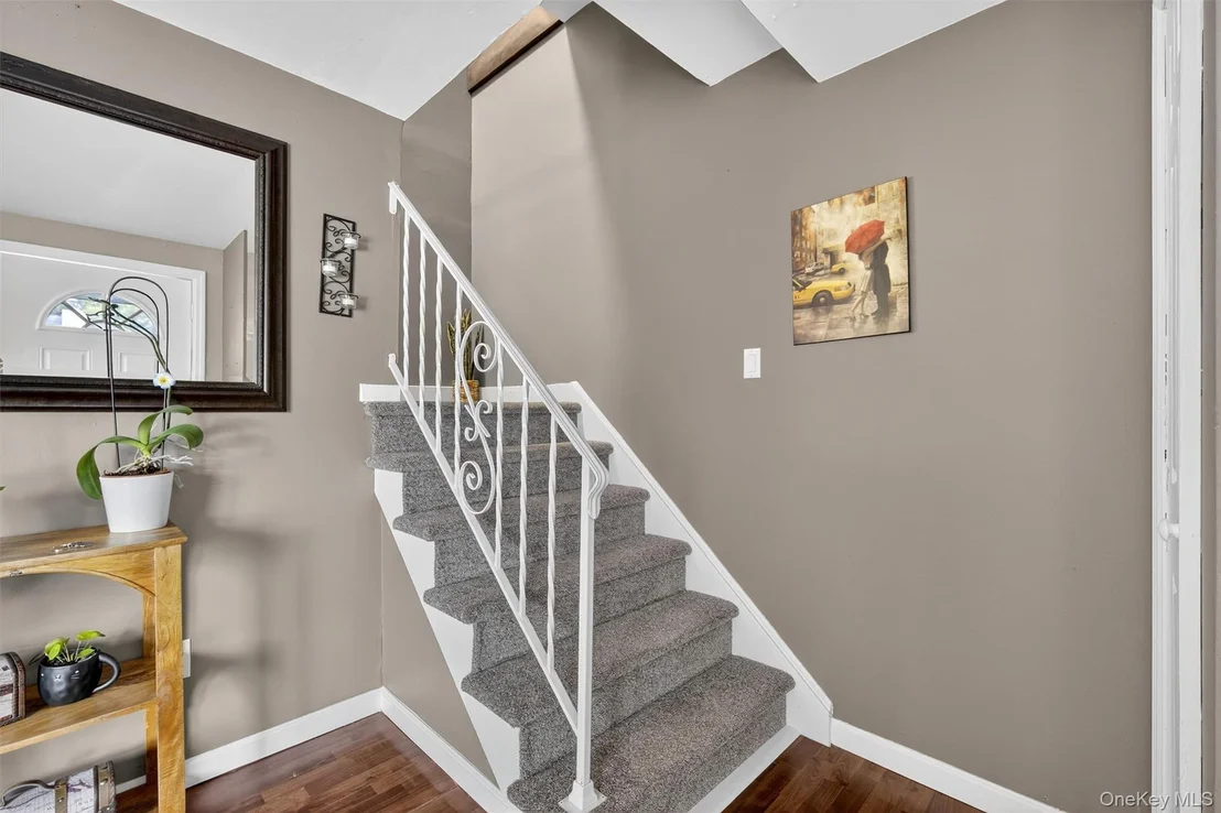 Photo of 336 Hudson Avenue